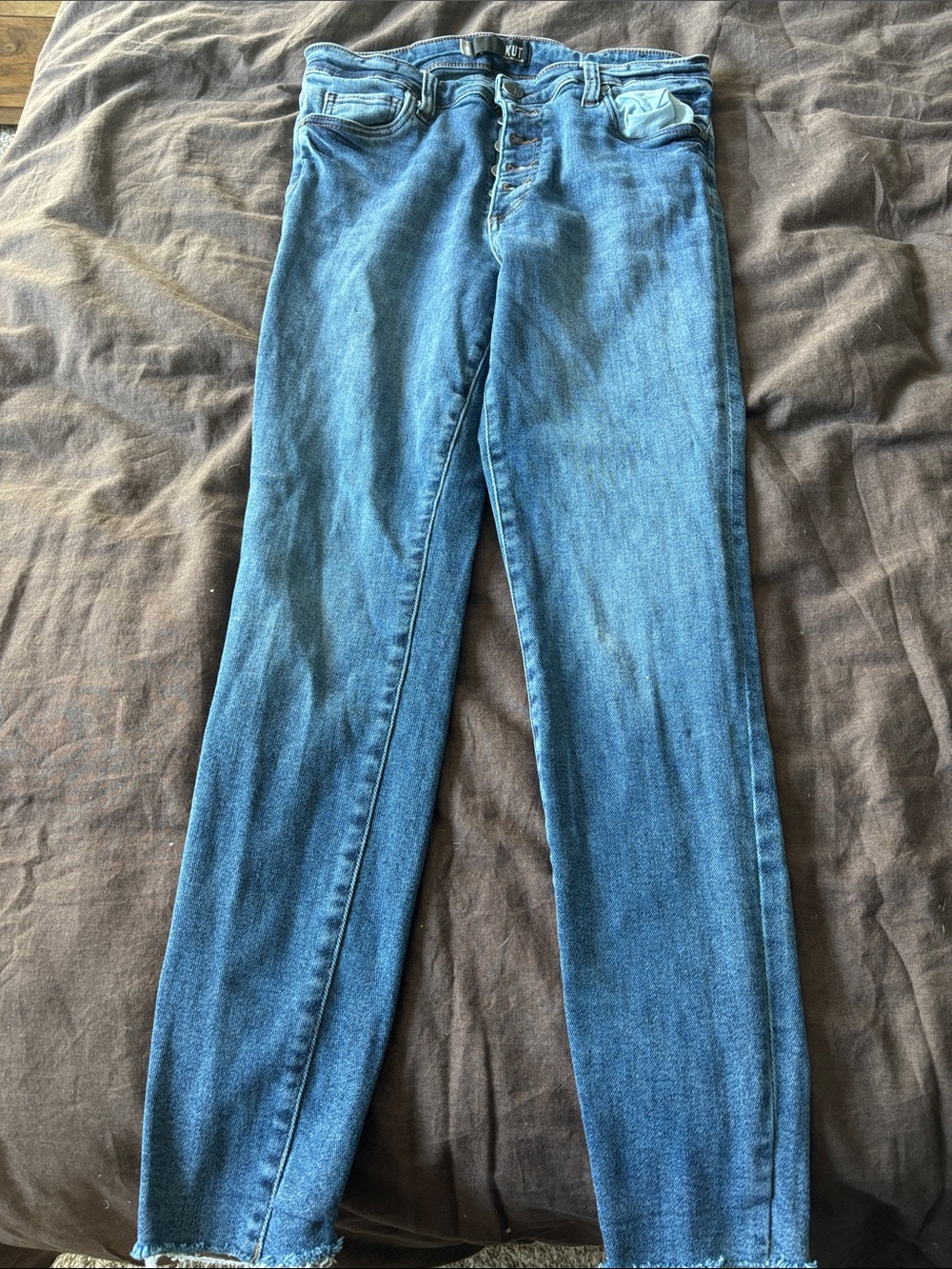 Kut from the Kloth Women’s Skinny Jeans in Medium Blue Wash